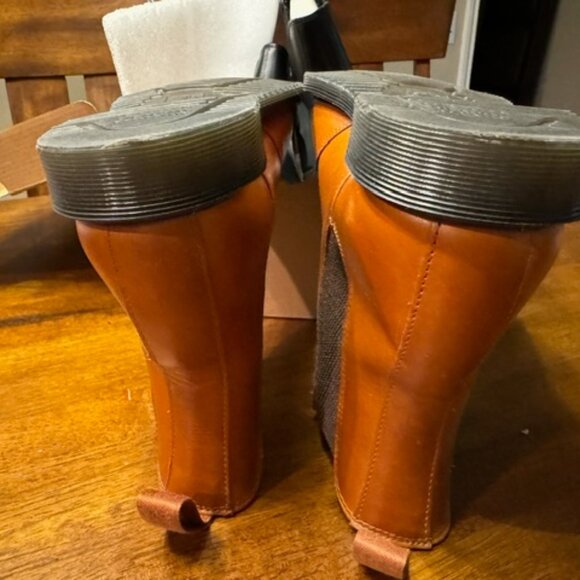 Dr. Martens Women's Flora Fashion Boot, Tan, US 8M - Picture 2 of 5